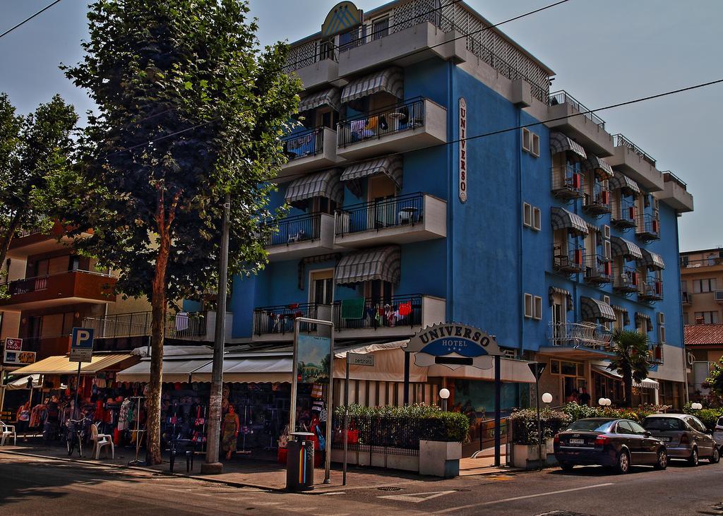 Hotel Universo Ρίμινι Εξωτερικό φωτογραφία