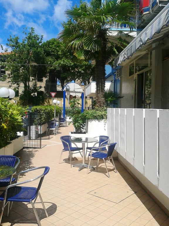 Hotel Universo Ρίμινι Εξωτερικό φωτογραφία